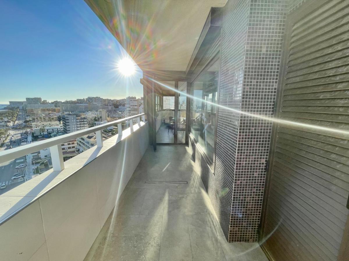 Exclusive Beachfront Apartment Torremolinos - Pool - Paddle - Tenis - Wifi - Central Aircon Екстериор снимка